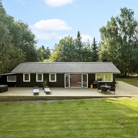 In With House A Panoramic View Feriehus
